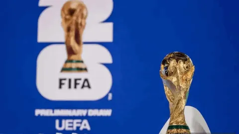 豪华辽足铁人军团全力加速冲刺，三叉戟升级为四大天王冲刺冲超之路